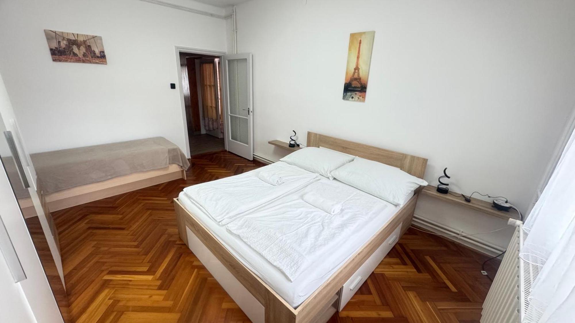 Pingvin Cukraszda Apartman Balatonmáriafürdő المظهر الخارجي الصورة