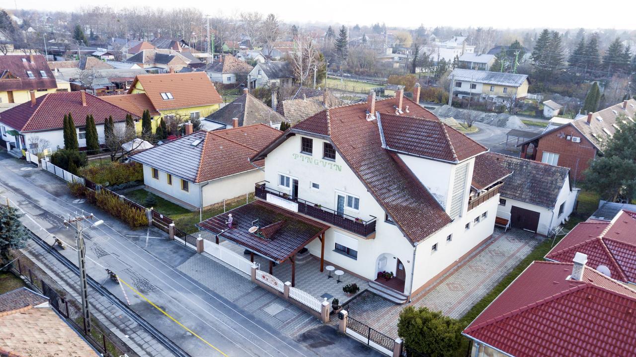 Pingvin Cukraszda Apartman Balatonmáriafürdő المظهر الخارجي الصورة